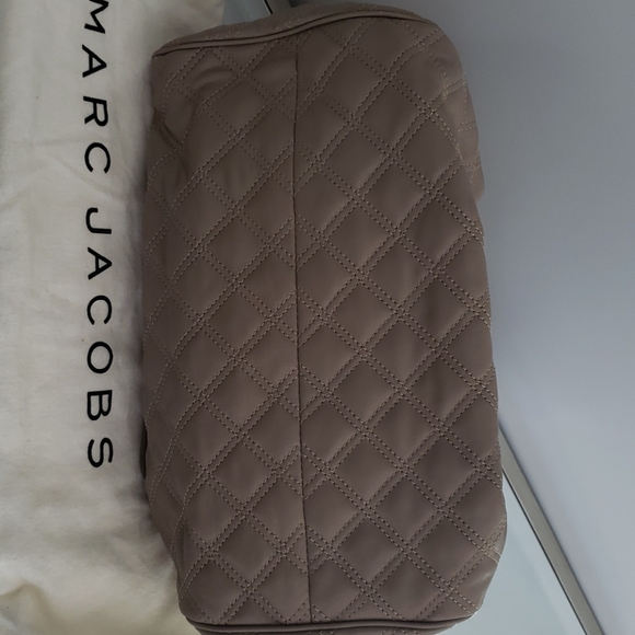 SOLD 🌟NEW Marc Jacobs Quilted Leather Handbag - Picture 7 of 7
